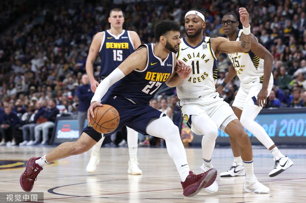 相比之下 相比之下