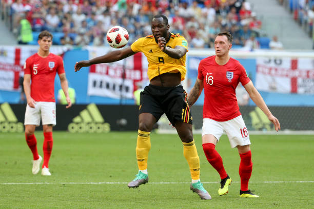 拉塞尔作为 拉塞尔作为