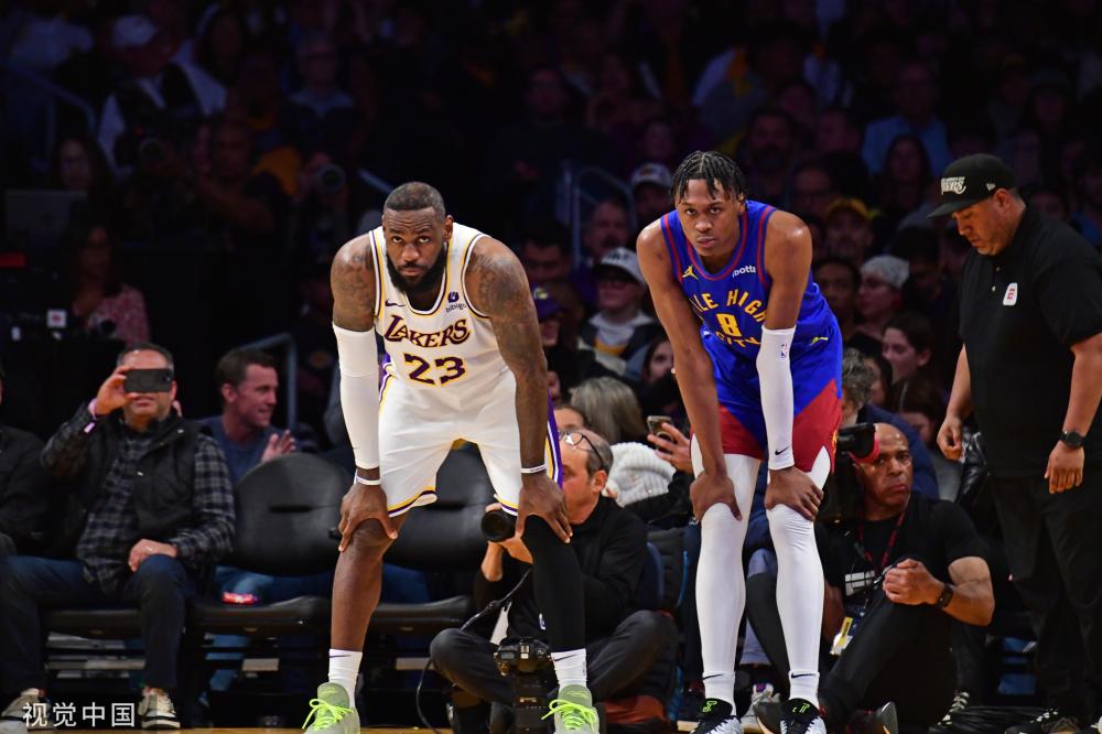 中表现稳健 中表现稳健