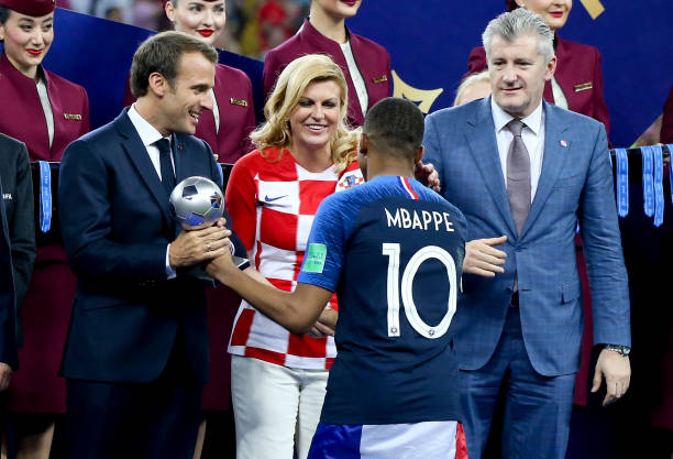 键时刻做出 键时刻做出